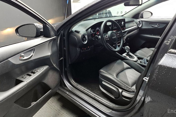 2021 Kia K3 с пробегом 75 988 км