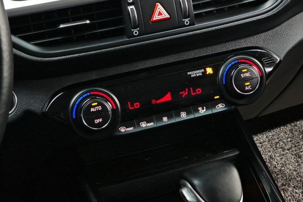 2021 Kia K3 с пробегом 97 888 км