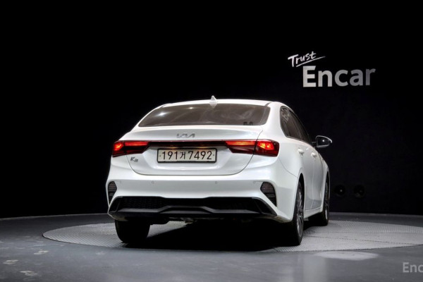 2022 Kia K3 с пробегом 82 664 км