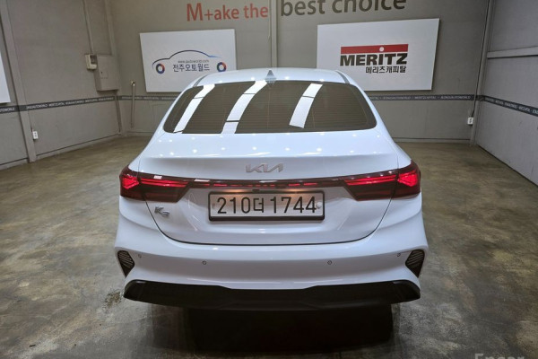 2021 Kia K3 с пробегом 60 765 км