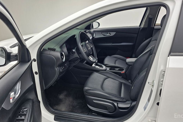 2022 Kia K3 с пробегом 71 827 км