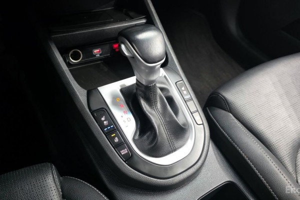 2022 Kia K3 с пробегом 83 291 км