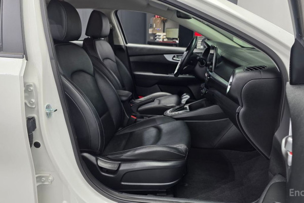 2021 Kia K3 с пробегом 96 271 км