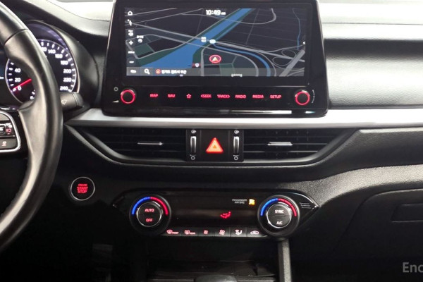 2022 Kia K3 с пробегом 83 291 км