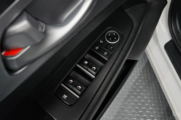 2022 Kia K3 с пробегом 43 320 км