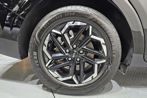 2024 Kia Carnival с пробегом 27 647 км