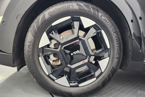 2023 Kia Carnival с пробегом 48 953 км