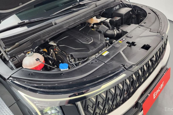 2023 Kia Carnival с пробегом 48 953 км