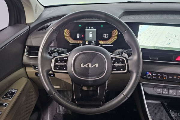 2024 Kia Carnival с пробегом 27 647 км