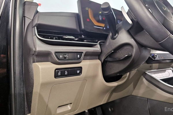 2024 Kia Carnival с пробегом 27 647 км