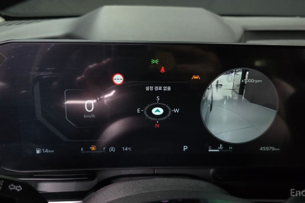 2024 Kia Carnival с пробегом 45 979 км