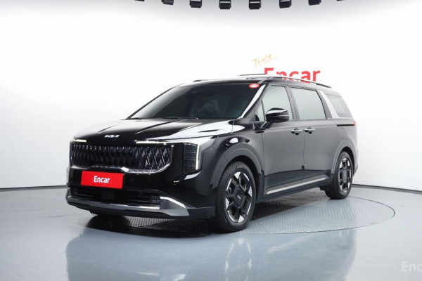 2024 Kia Carnival с пробегом 13 876 км