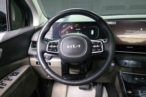 2024 Kia Carnival с пробегом 45 979 км