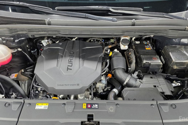 2024 Kia Carnival с пробегом 62 169 км