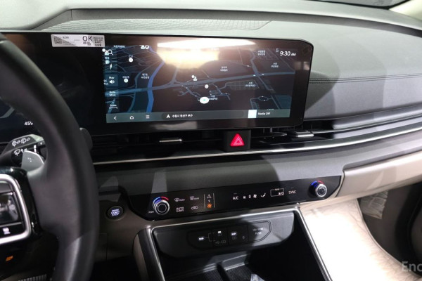 2024 Kia Carnival с пробегом 45 979 км