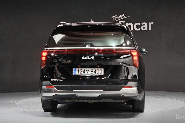 2024 Kia Carnival с пробегом 48 163 км