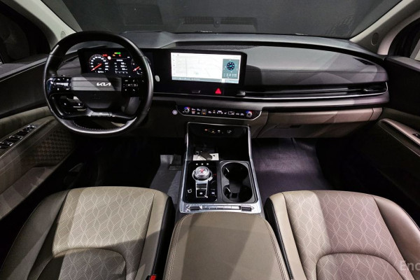 2024 Kia Carnival с пробегом 48 163 км