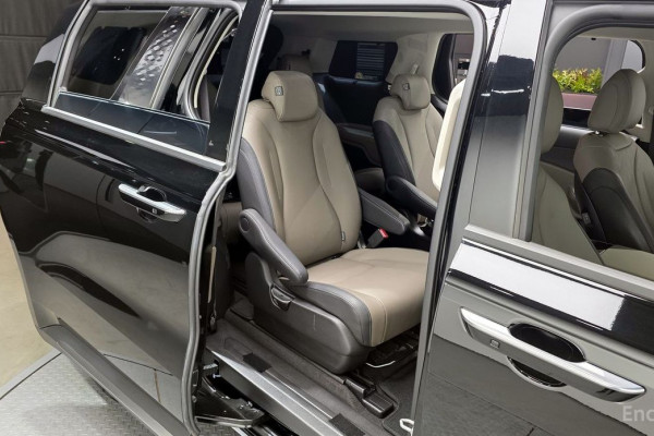 2024 Kia Carnival с пробегом 62 169 км