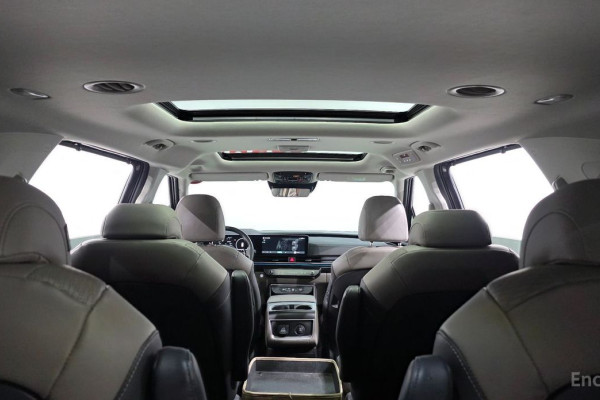 2024 Kia Carnival с пробегом 32 848 км