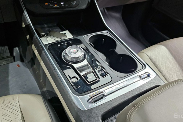 2024 Kia Carnival с пробегом 48 163 км