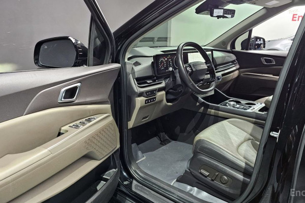 2024 Kia Carnival с пробегом 48 163 км