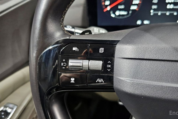 2024 Kia Carnival с пробегом 48 163 км