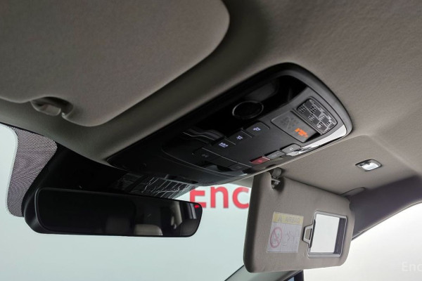 2024 Kia Carnival с пробегом 62 169 км