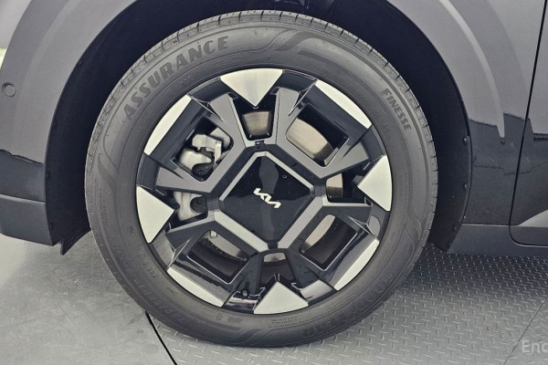 2024 Kia Carnival с пробегом 30 332 км