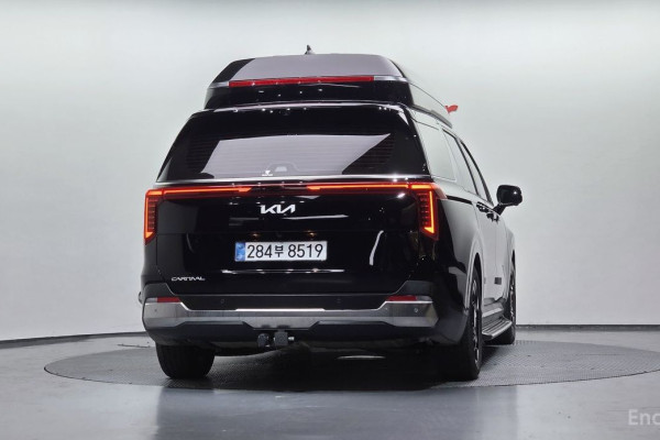 2025 Kia Carnival с пробегом 11 450 км