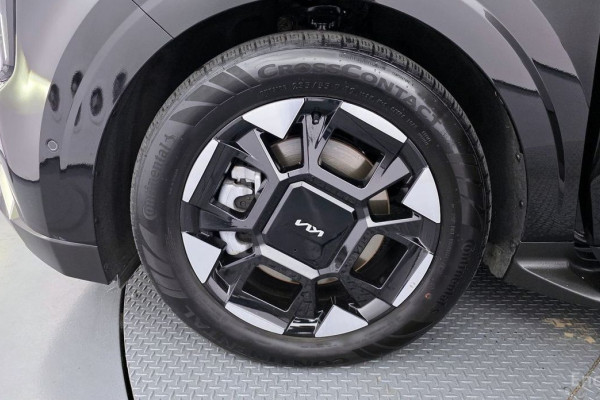 2025 Kia Carnival с пробегом 11 450 км