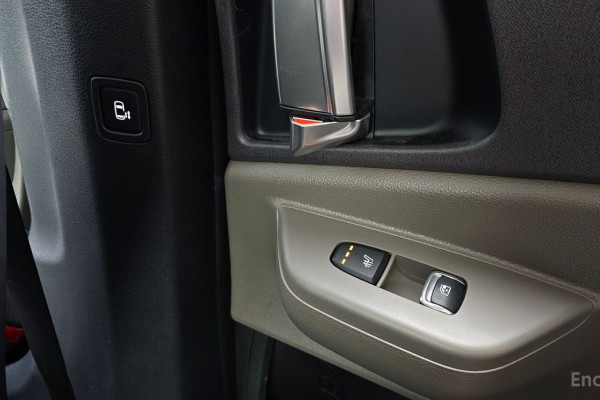 2024 Kia Carnival с пробегом 30 332 км