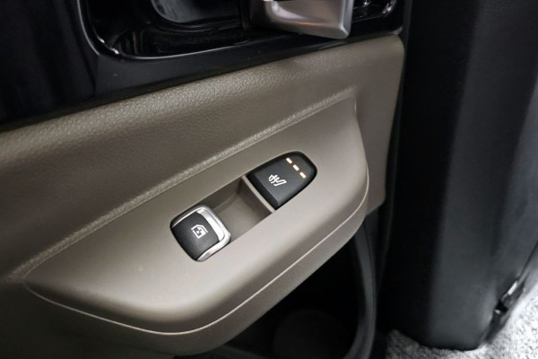 2024 Kia Carnival с пробегом 42 513 км