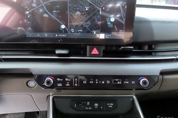 2024 Kia Carnival с пробегом 62 649 км