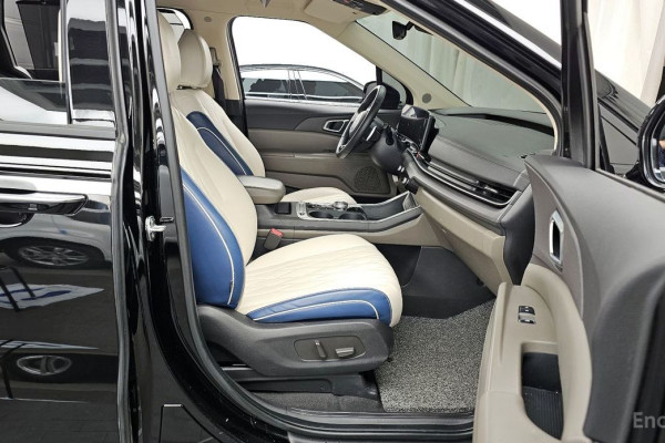 2024 Kia Carnival с пробегом 66 973 км