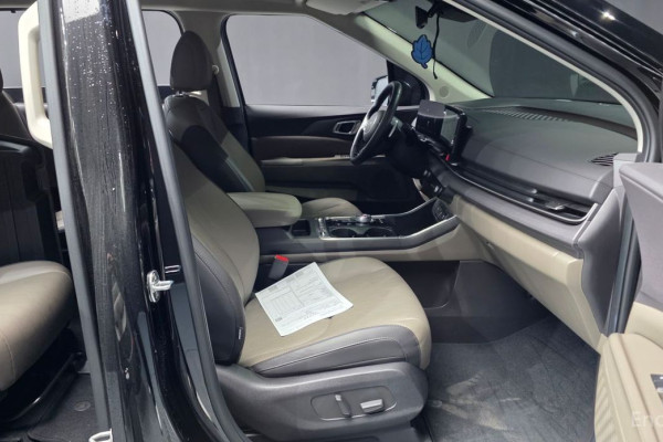 2024 Kia Carnival с пробегом 20 261 км