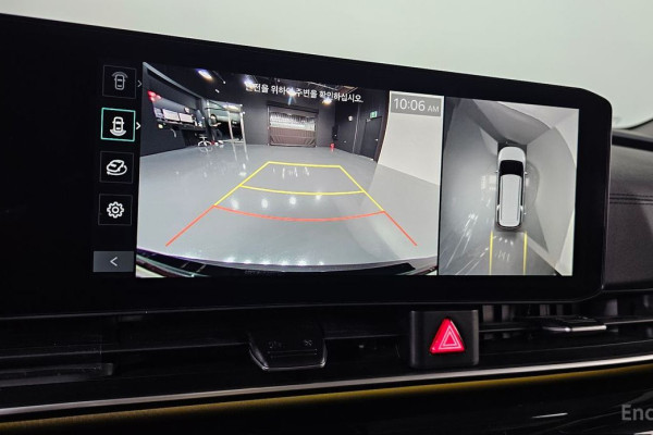 2023 Kia Carnival с пробегом 17 948 км