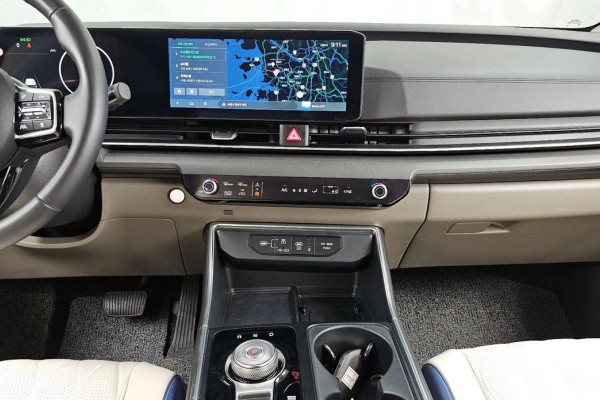 2024 Kia Carnival с пробегом 66 973 км