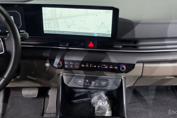 2024 Kia Carnival с пробегом 20 261 км