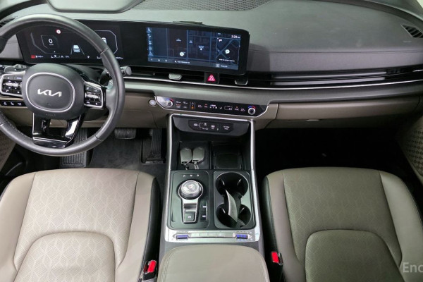 2024 Kia Carnival с пробегом 45 414 км