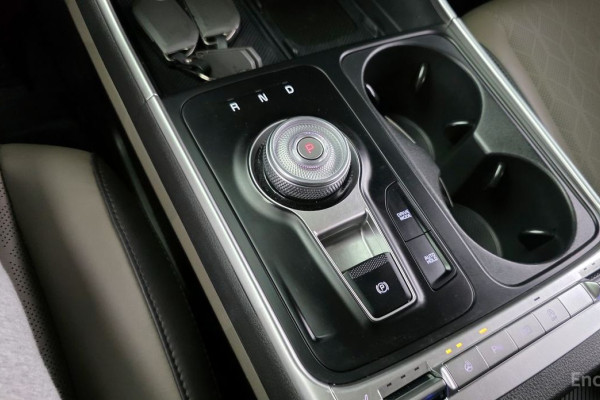 2024 Kia Carnival с пробегом 45 414 км