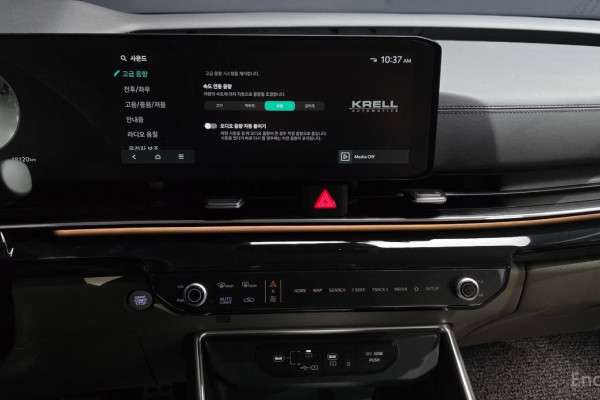 2024 Kia Carnival с пробегом 18 120 км