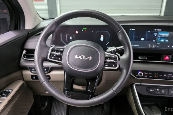 2024 Kia Carnival с пробегом 45 414 км