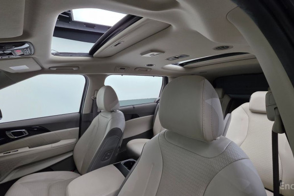 2024 Kia Carnival с пробегом 55 480 км