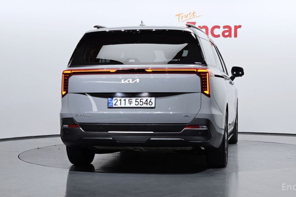 2024 Kia Carnival с пробегом 31 089 км