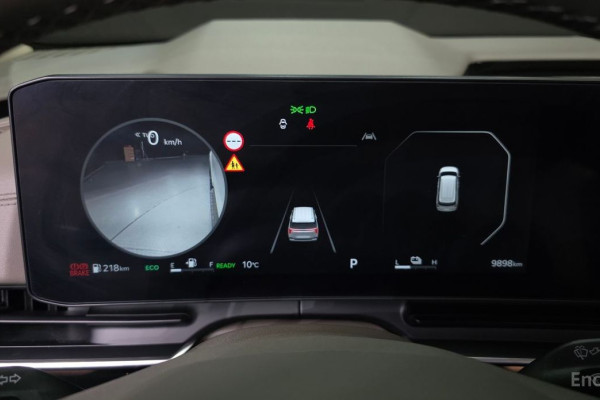 2025 Kia Carnival с пробегом 9 898 км