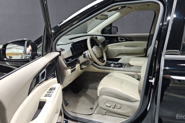 2024 Kia Carnival с пробегом 29 237 км