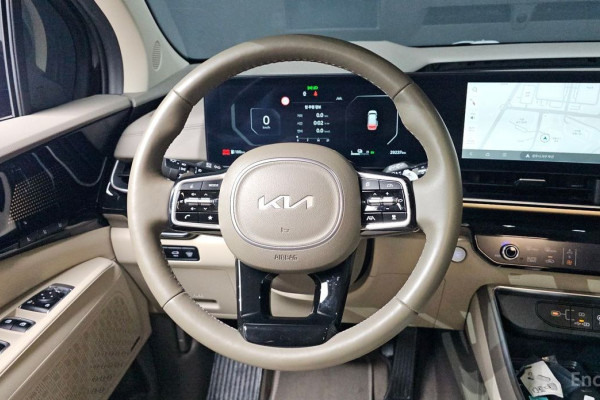 2024 Kia Carnival с пробегом 29 237 км