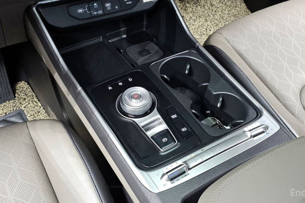 2024 Kia Carnival с пробегом 28 110 км