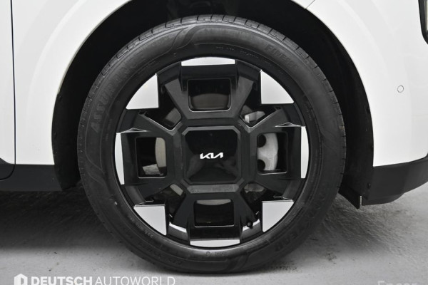 2025 Kia Carnival с пробегом 9 312 км