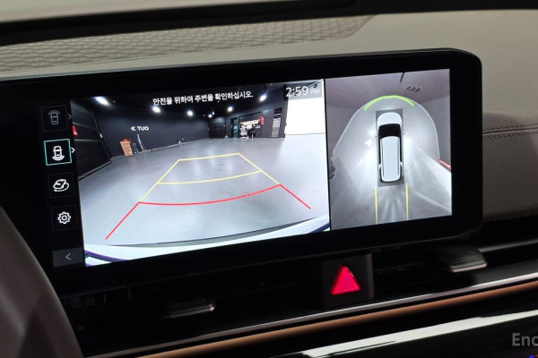 2025 Kia Carnival с пробегом 9 898 км